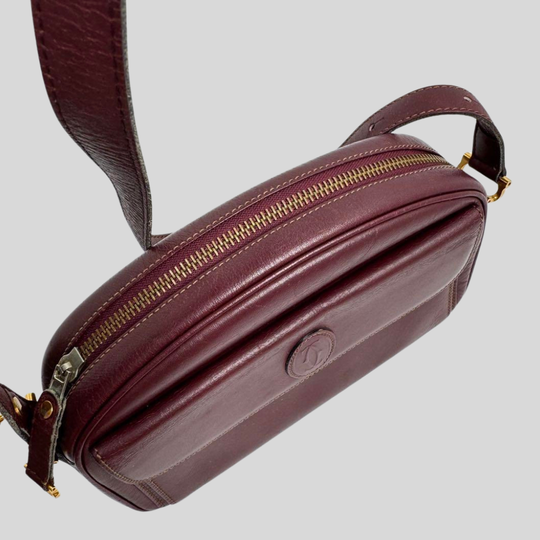 Authentic Pre-loved Cartier Must de Cartier Shoulder Bag - Elegant Bordeaux Leather! 6