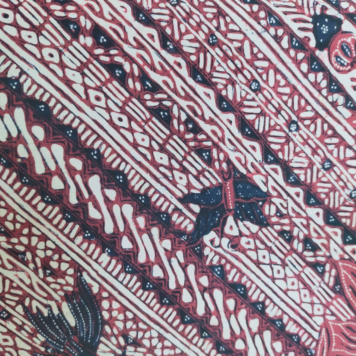 Vintage 50s Indonesian Udan Liris With Lily Banyumasan Batik