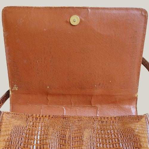 Vintage Croc Texture Brown Leather Shoulder Bag