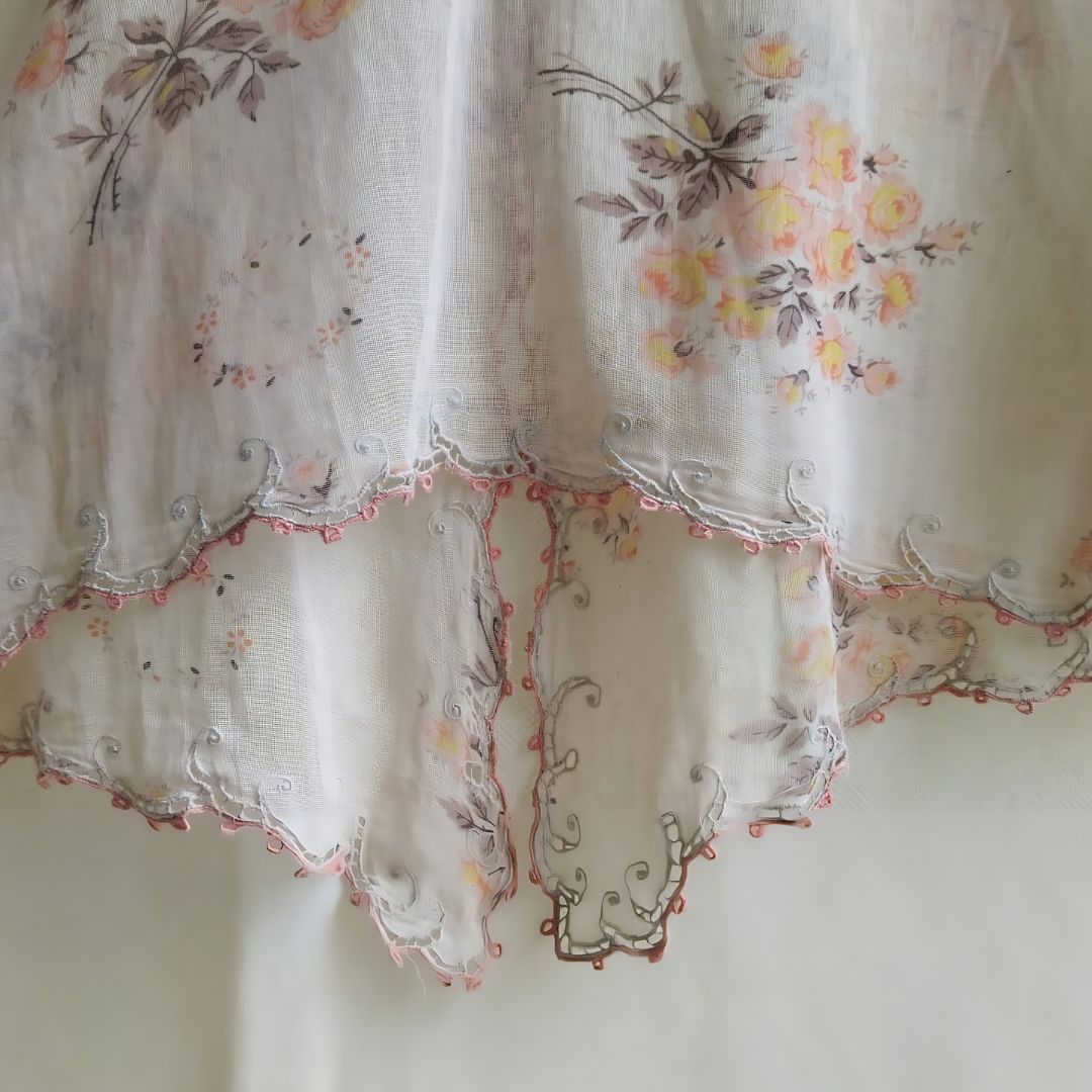 Vintage Brown Floral Kebaya