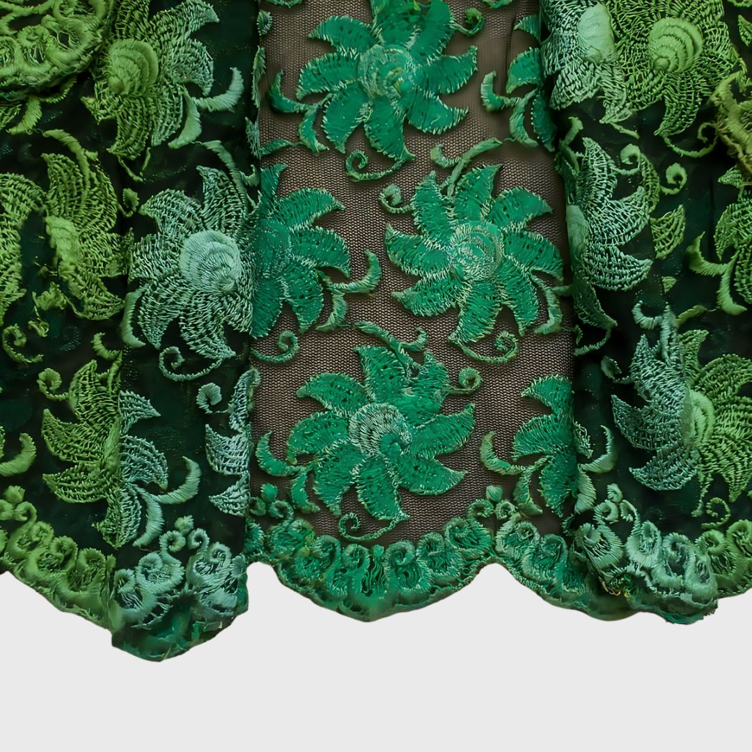 Vintage Green Floral Lace Kutubaru Kebaya