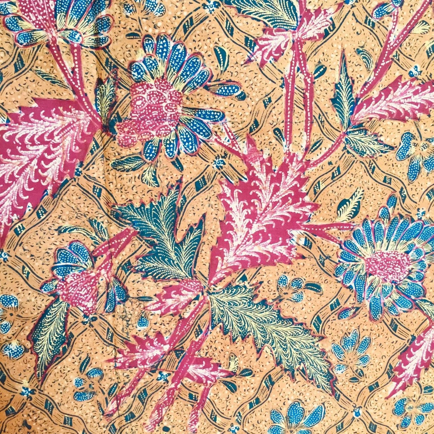 Classic Indonesian Hand Drawn Javanese Batik Tiga Negri Siang Swie Sidomukti Kain