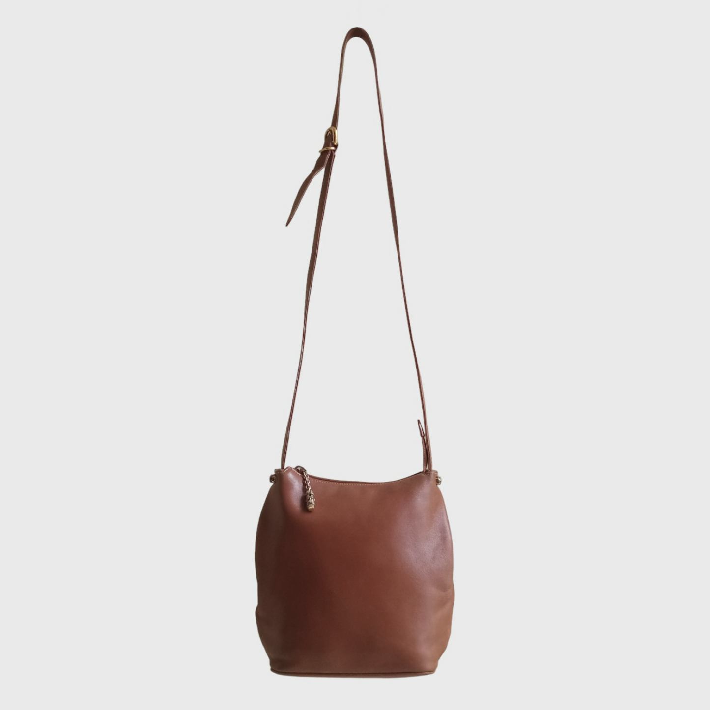 1970s Camel Bamboo Brown Leather Sling Bag