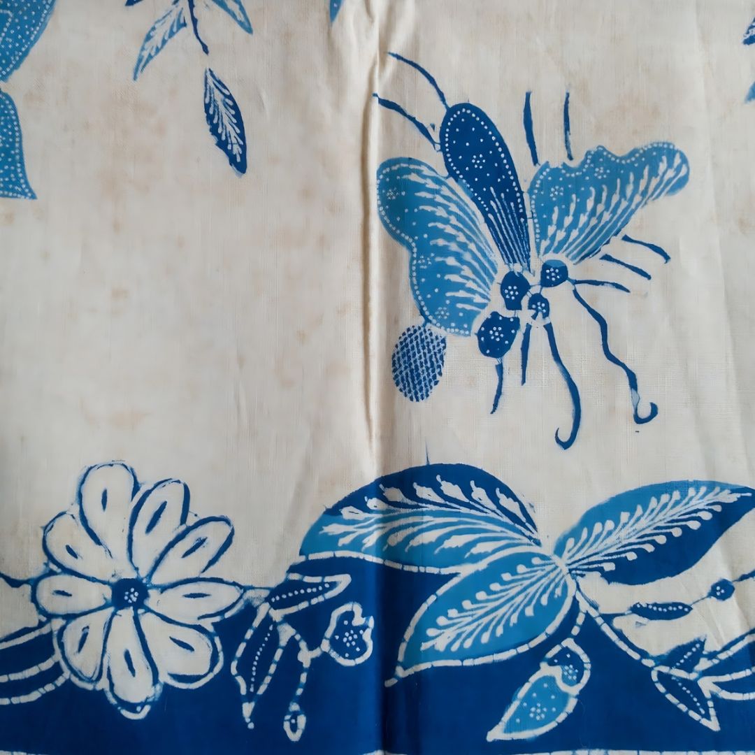 Vintage Blue White Kelengan Shawl