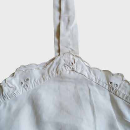 Vintage Broken White Simple Kerancang Embroidery Camisole