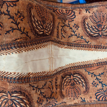 Vintage Light Sogan (Brown) Hand Drawn Semen Gurda Batik with Galaran Motif Shawl