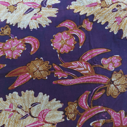 Batik Cirebon Magenta Motif Daun