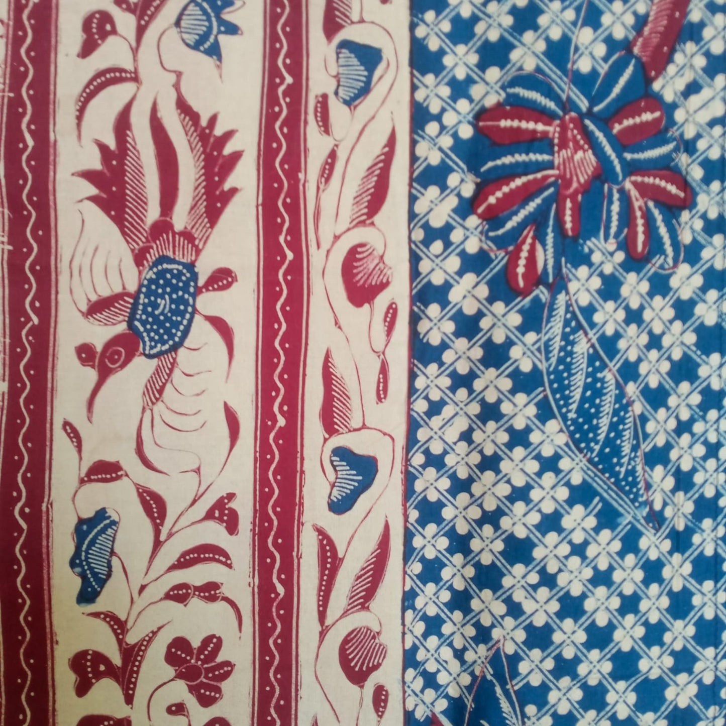 1980s Tumpal Pasung Red Blue Clover Leaf Motif Saroong Shawl