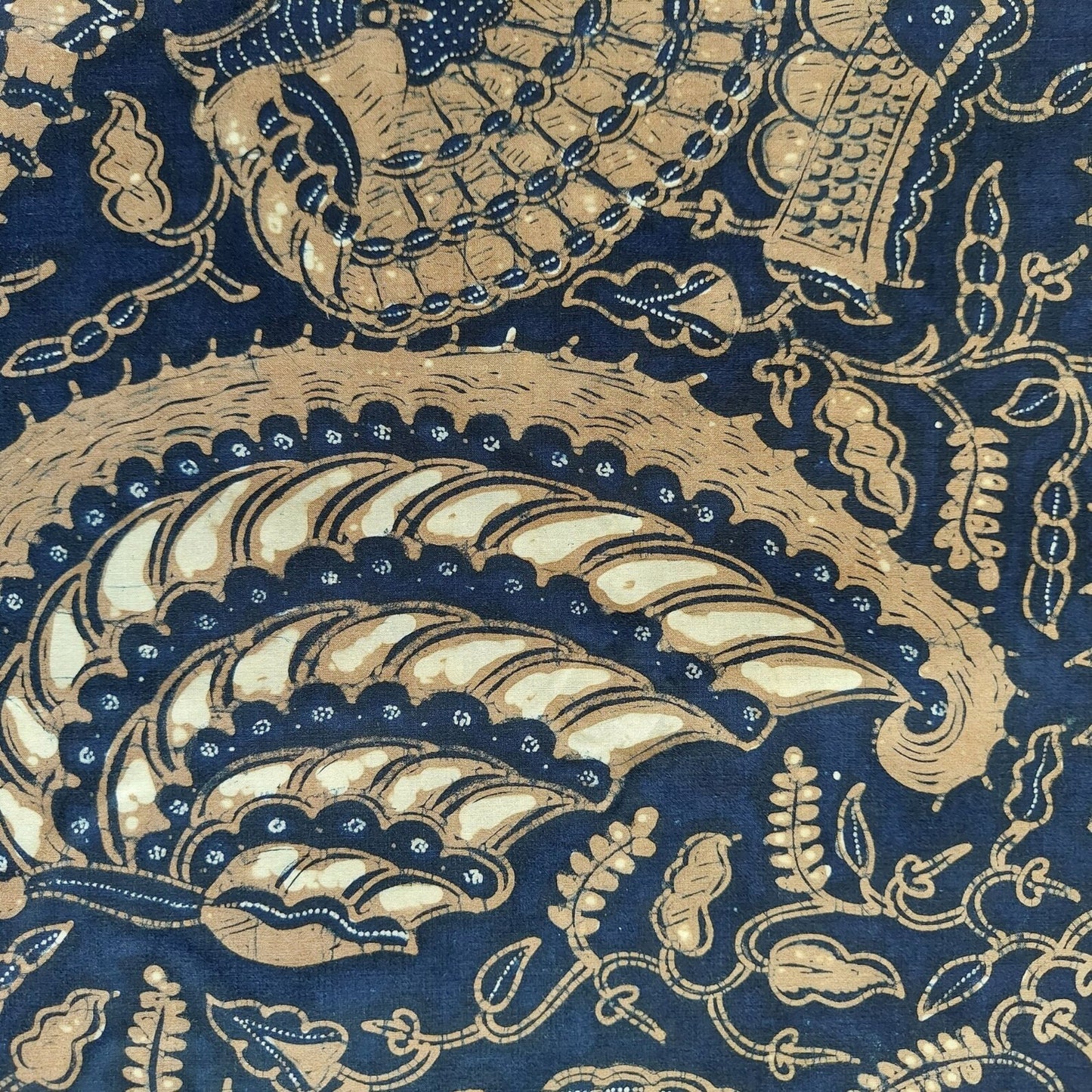 Vintage Indonesian Sogan Semen Gurda (Garuda) Navy Batik