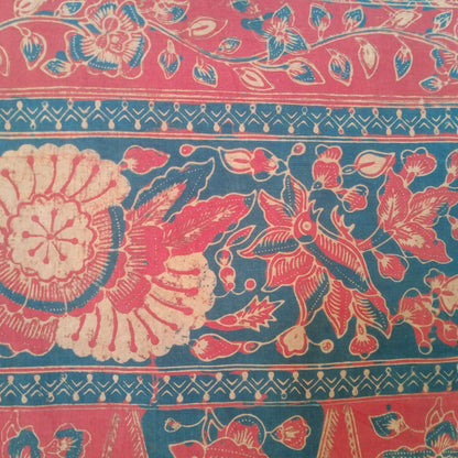 1970s Jambi Batik Stamped with Sulur Flower Motif Saroong Shawl