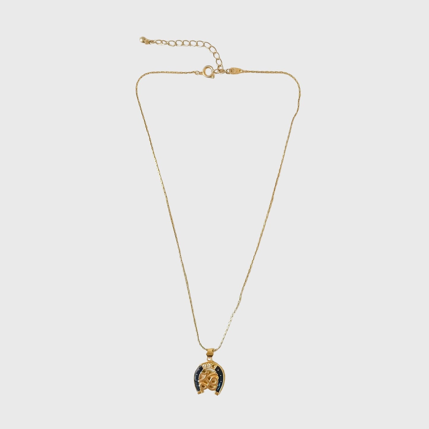 1990s Gold Tone Horseshoe Necklace