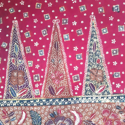 Vintage Indonesian Hand Drawn Day and Night Batik Pekalongan with Floral Motifs Saroong