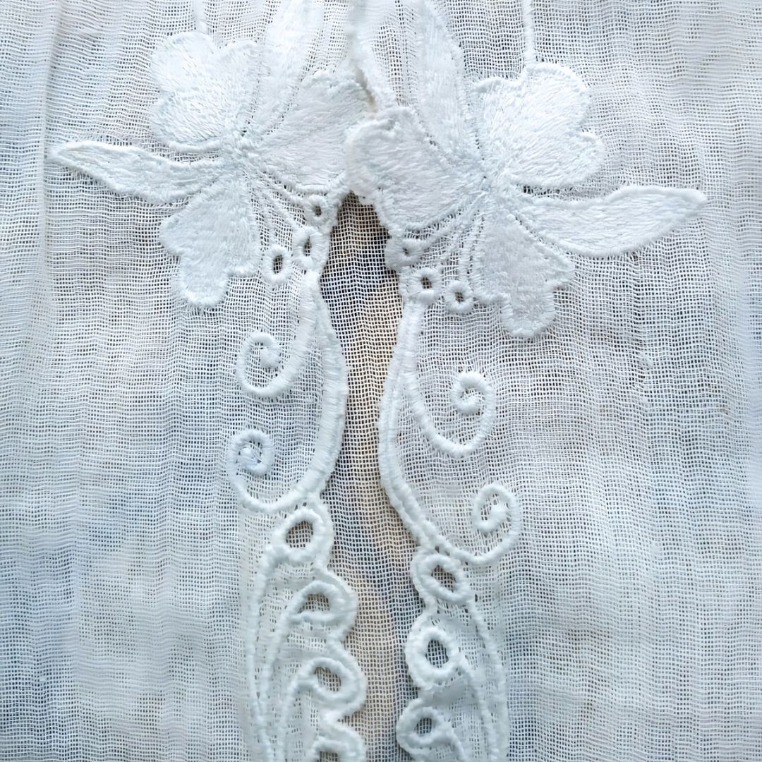 Vintage Broken White Kebaya Encim Flower Embroidery