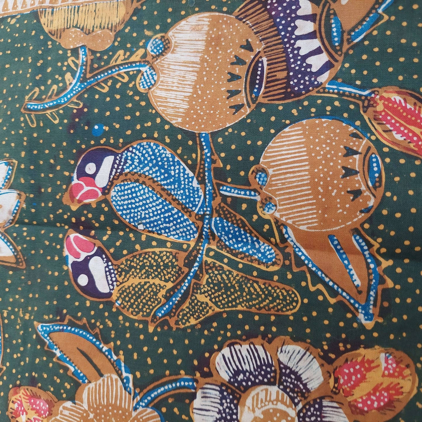 Batik Betawi Burung Gelatik