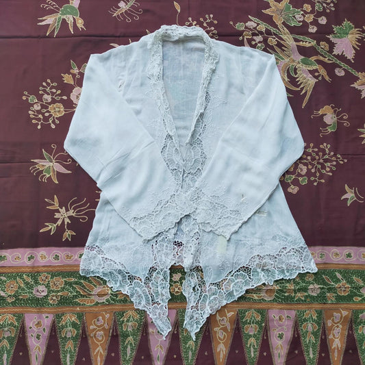 Vintage White Kebaya with Lace Kerancang Trim