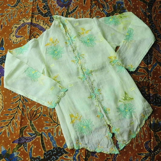 Vintage Green Floral Indonesian Kebaya with Floral Embroidery