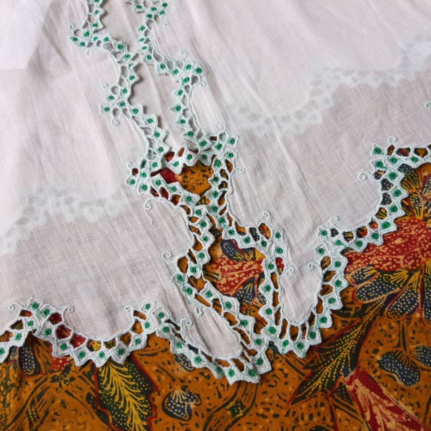 Vintage Indonesian Kebaya Encim in White and Simple Green Embroidery