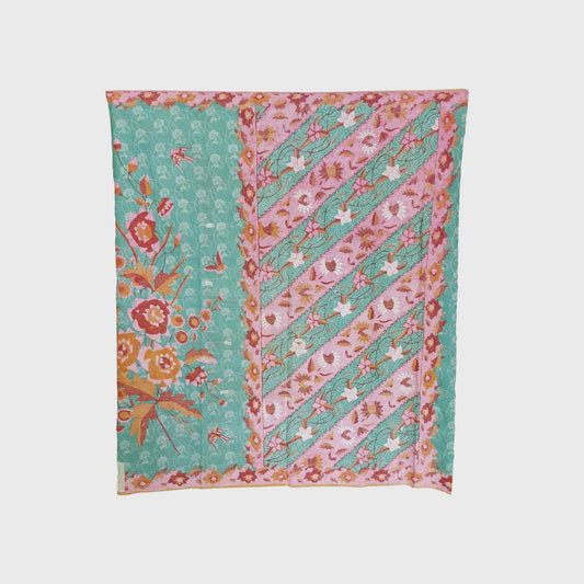 Vintage Indonesian Sarong Hand Drawn Turquoise-Pink Batik Peranakan/Encim