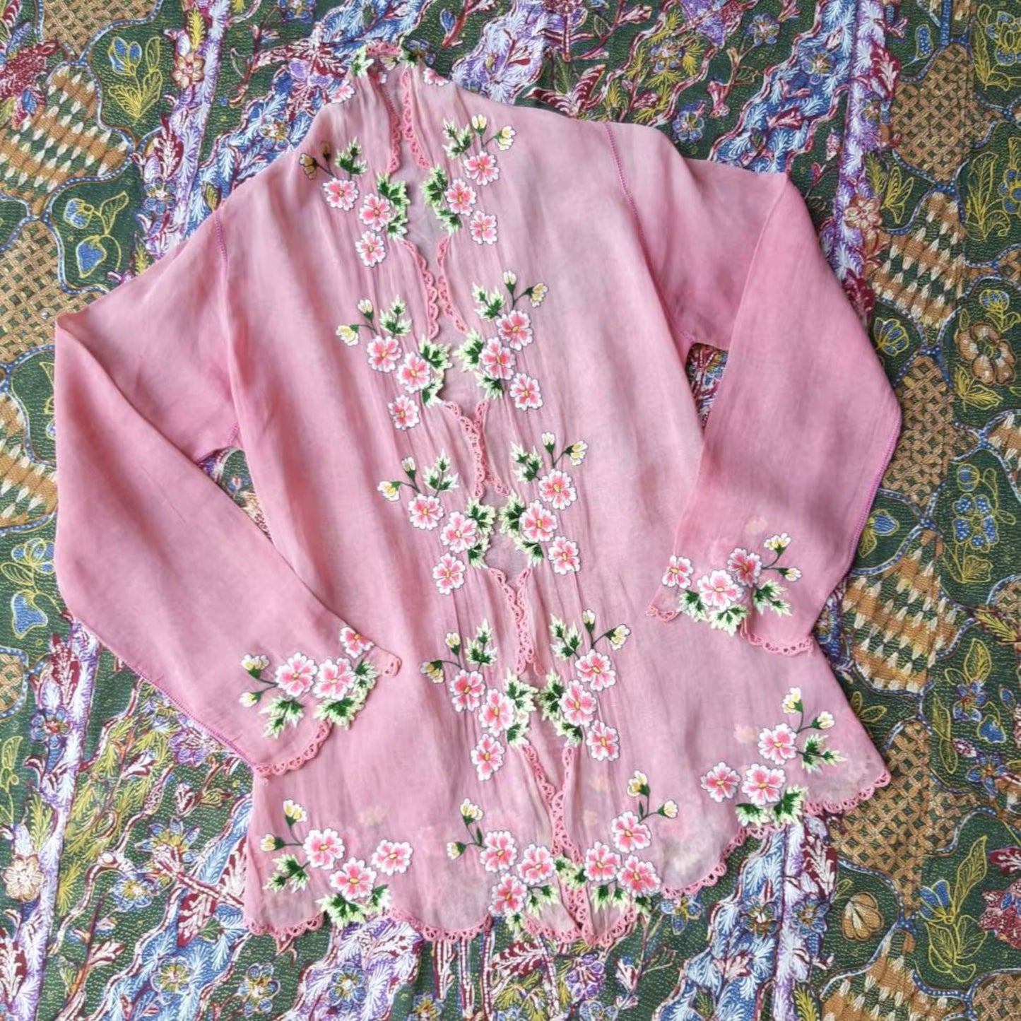 Vintage Indonesian Kebaya Encim in Pink with Pink Chrysanthemum Embroidery