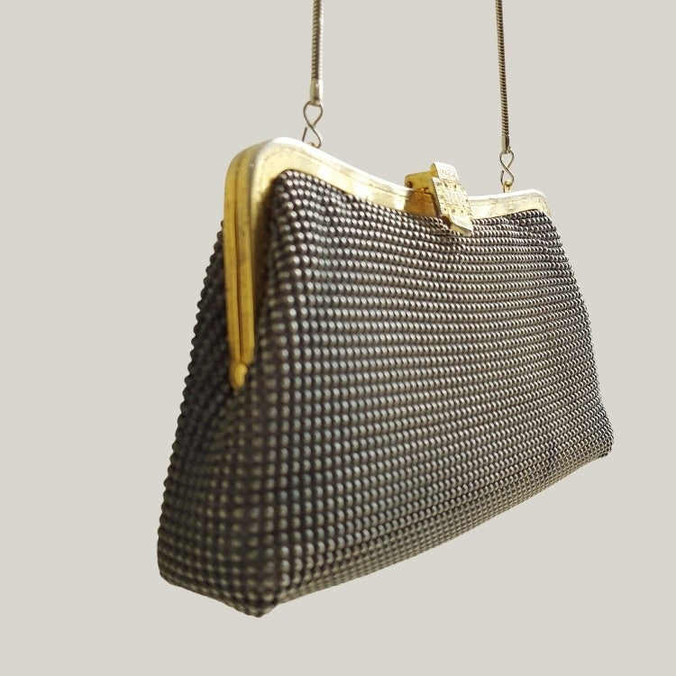 Vintage Gold Tone Kiss Lock Gray Metal Mesh Sling Bag