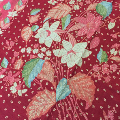 Vintage Indonesian Hand Drawn Batik Saroong Dutch (Belanda) with Lilies Bouquet