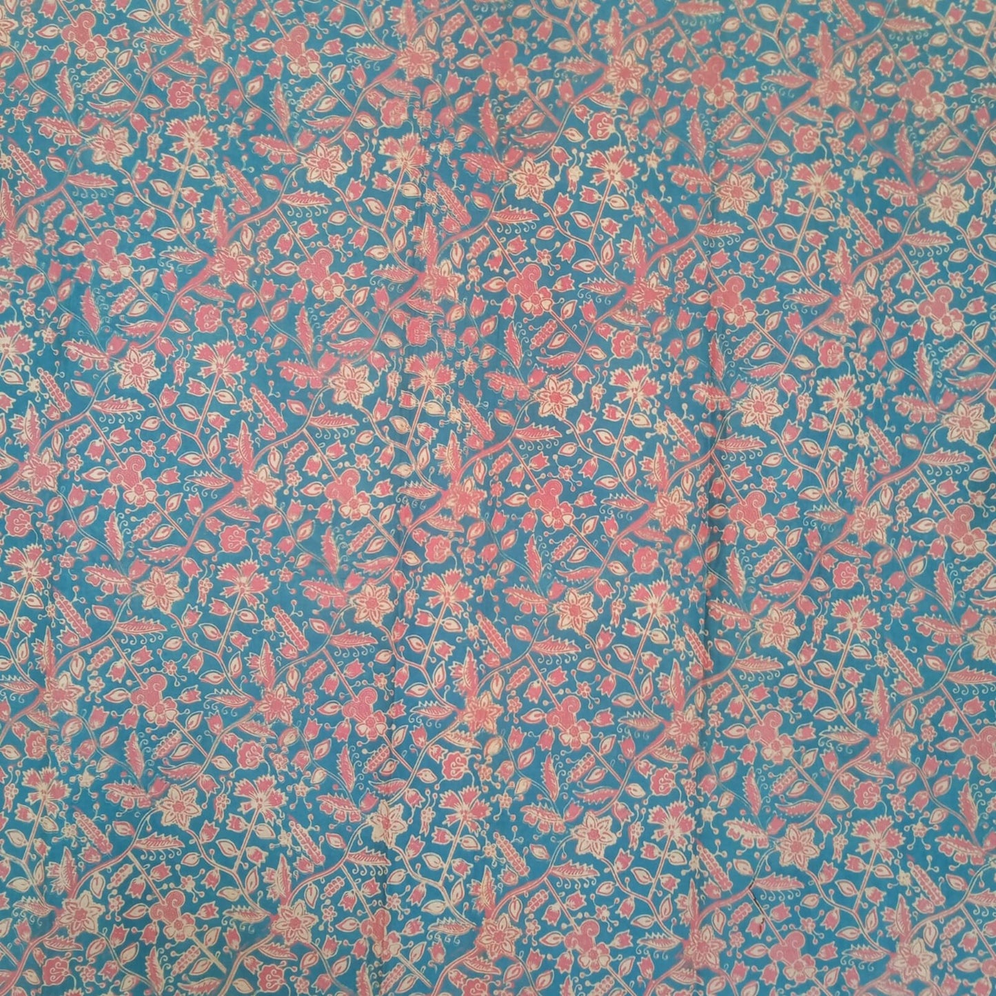 1970s Jambi Batik Stamped with Sulur Flower Motif Saroong Shawl