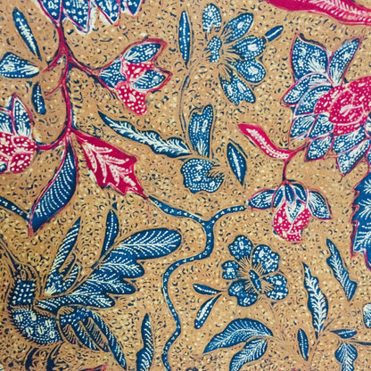 Vintage Indonesian Hand Drawn Javanese Batik, Batik Tiga Negri Nj. SIE DJIEN SOEN Kain