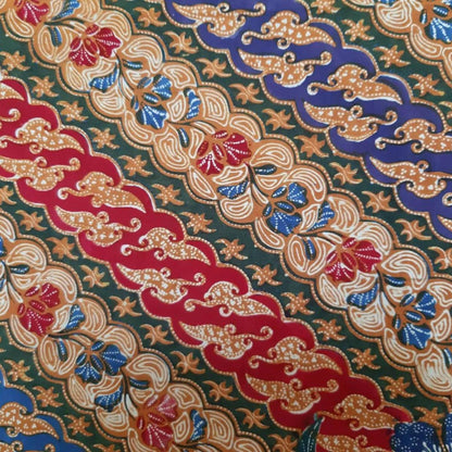 Indonesian Hand Drawn Javanese Batik Pekalongan Lima Negeri